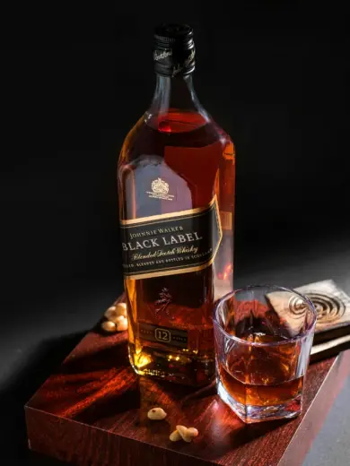 JOHNNIE WALKER 12 ans Black Label #2